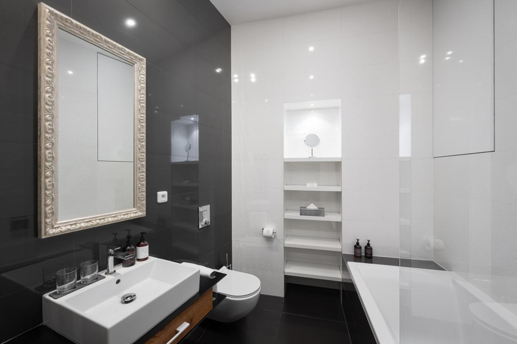 Mooo Downtown Aparthotel Прага Екстериор снимка