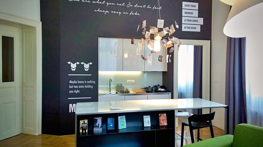 Mooo Downtown Aparthotel Прага Екстериор снимка