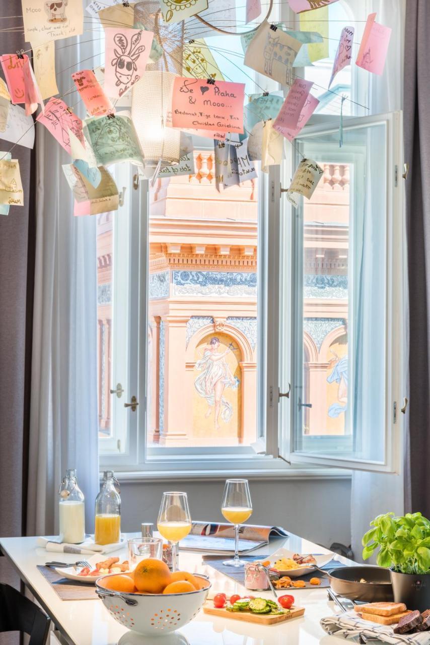 Mooo Downtown Aparthotel Прага Екстериор снимка